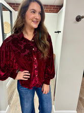 Load image into Gallery viewer, Raven Velvet Top