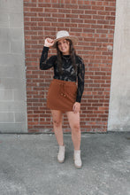 Load image into Gallery viewer, Knit Seamless Jacquard Mock Neck Long Sleeve Top