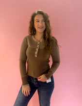 Load image into Gallery viewer, Wren Stripe Thermal Top