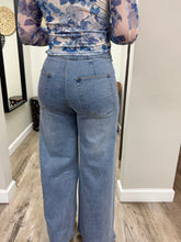 Load image into Gallery viewer, Violet Light High Waisted Wide Leg Jeans