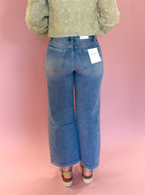 Load image into Gallery viewer, High Rise Baggy Wide Denim