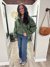 Load image into Gallery viewer, Arlow Quilted Puffer Jacket