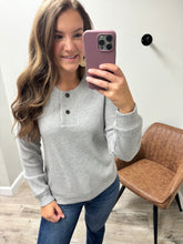 Load image into Gallery viewer, Heather Half Button Down Long Sleeve Pullover