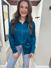 Load image into Gallery viewer, Brooke Satin Button Up Top