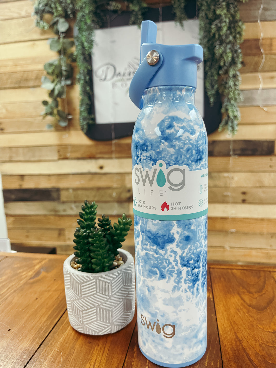 Sea Spray + Sip Water Bottle 20 oz